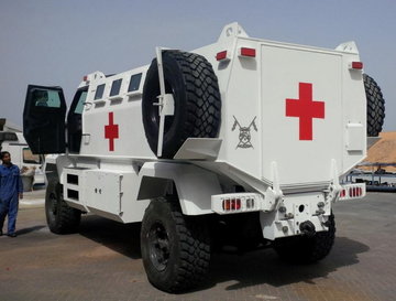 Shrek_One_Ambulance_02.jpg