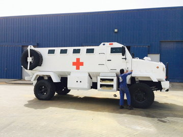 Shrek_One_Ambulance_04.jpg