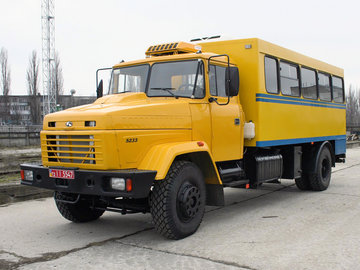 kraz_5233n2vaht_01.jpg