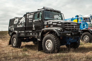 kamaz_43509_opytnyj_6.jpg