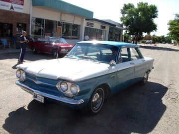 Chevrolet_Corvair_(6036370093).jpg