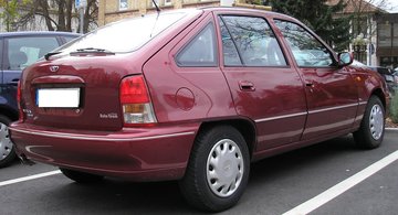 Daewoo_Nexia_rear1.jpg