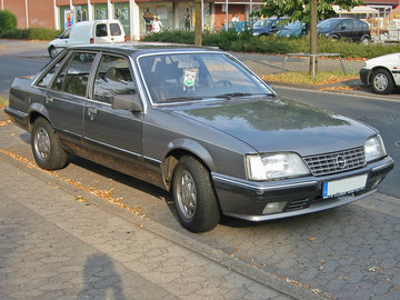 800px-Opel_senator_1_v_sst.jpg