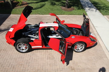 2005-ford-gt-8.jpg