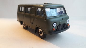 UAZ-3962.jpg