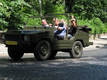 Хоча змагання носили напівжартівливий характер, але дехто перейнявся не нажарт :)