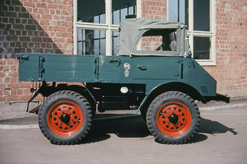 mercedes-benz_unimog_u25_5.jpeg.jpg