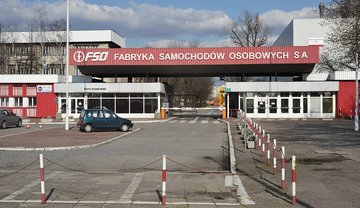 1200px-Fabryka_Samochodow_Osobowych_Warsaw.JPG