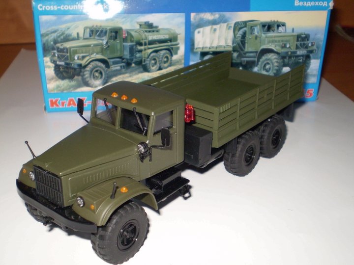 KRAZ-255B korobka.jpg