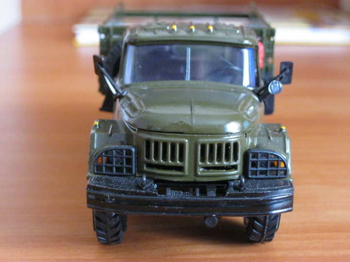 zil131_f 05.jpg