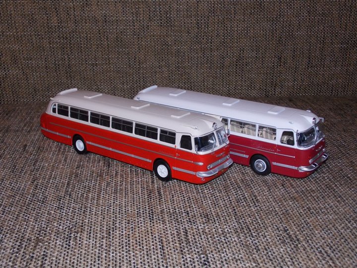 Порівняння Ікарус-55 та Ікарус-55.14<br />Виробник: Classicbus<br />Масштаб: 43