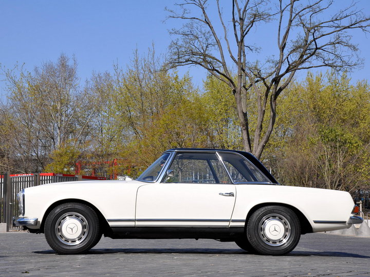 mercedes-benz_280_sl_2.jpg