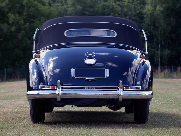 mercedes-benz_300d_cabriolet_d_3.jpg