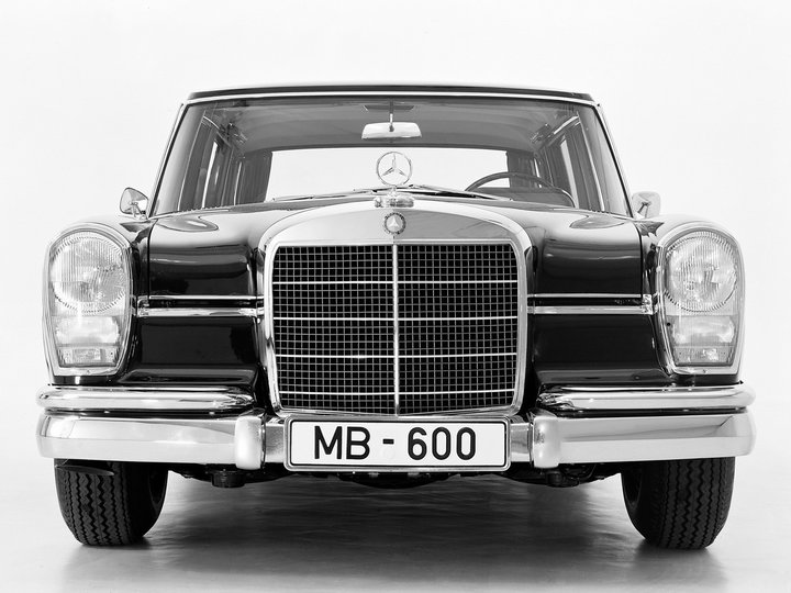 mercedes-benz_600_2.jpg