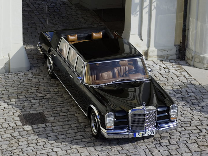 mercedes-benz_600_pullman_landaulet_2.jpg