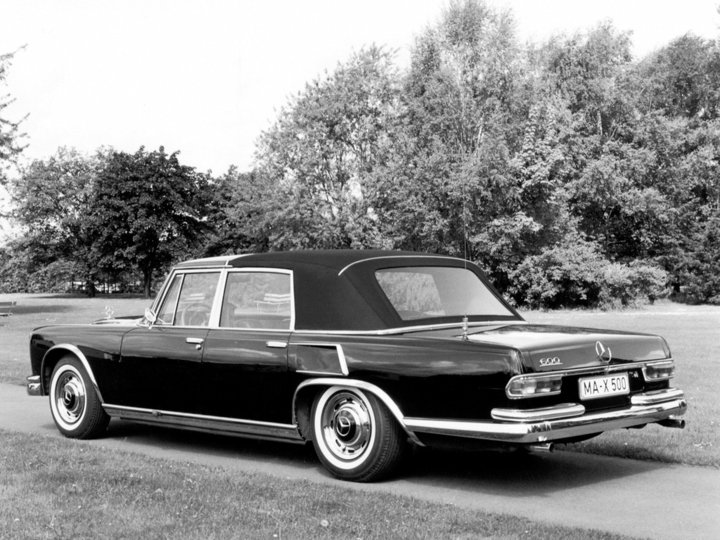 mercedes-benz_600_landaulet_3.jpg