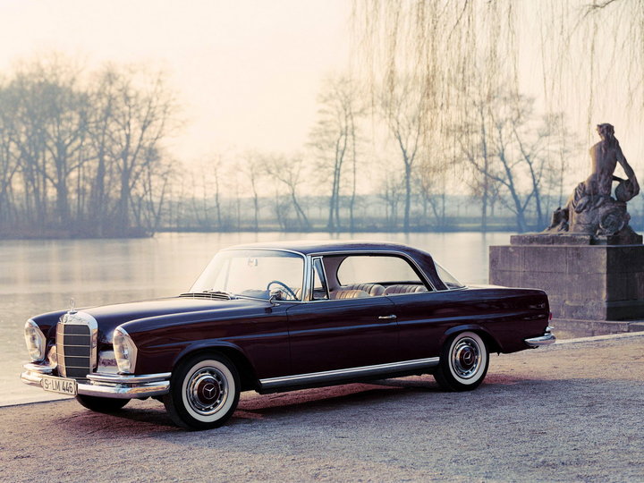 mercedes-benz_220_se_coupe.jpg