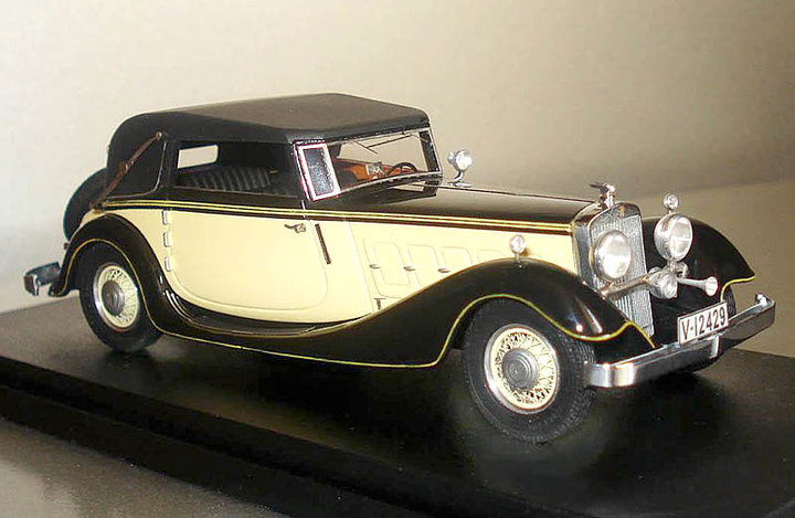 Horch 670 Sportcabriolet closed 1932<br />Виробник: EMC<br />Масштаб -1:43. Наклад ? шт.