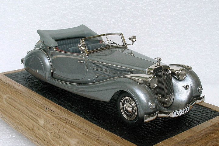 Horch 853 Voll&amp;Ruhrbeck roadster open 1937.<br />Виробник: EMC<br />Масштаб -1:43. Наклад 200 шт.