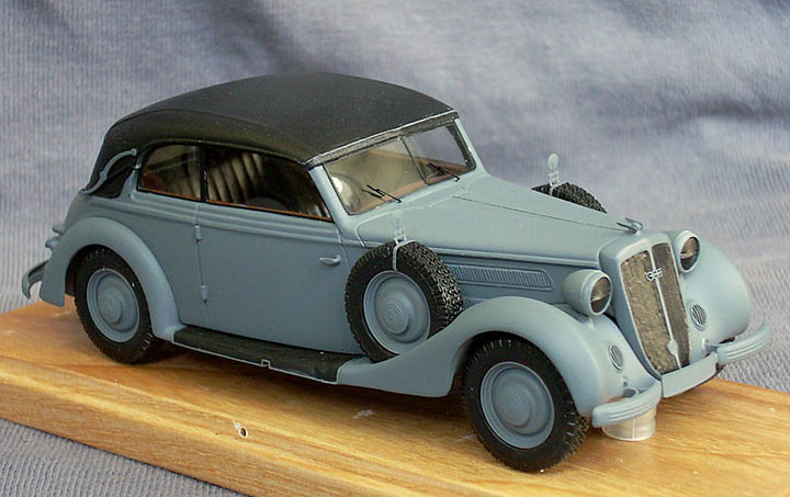 Horch 930V Cabrio closed Wermacht 1939<br />Виробник: EMC<br />Масштаб -1:43. Наклад ? шт.