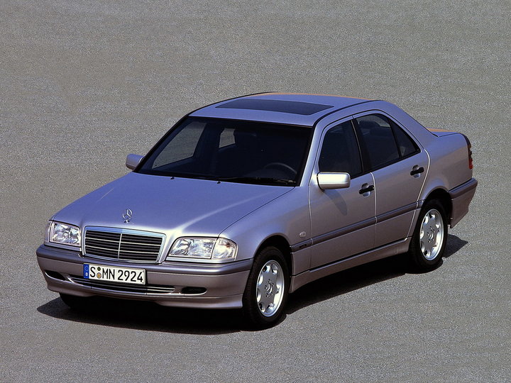 mercedes-benz_c250_2.jpg