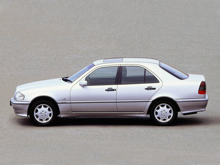 mercedes-benz_c250_3.jpg