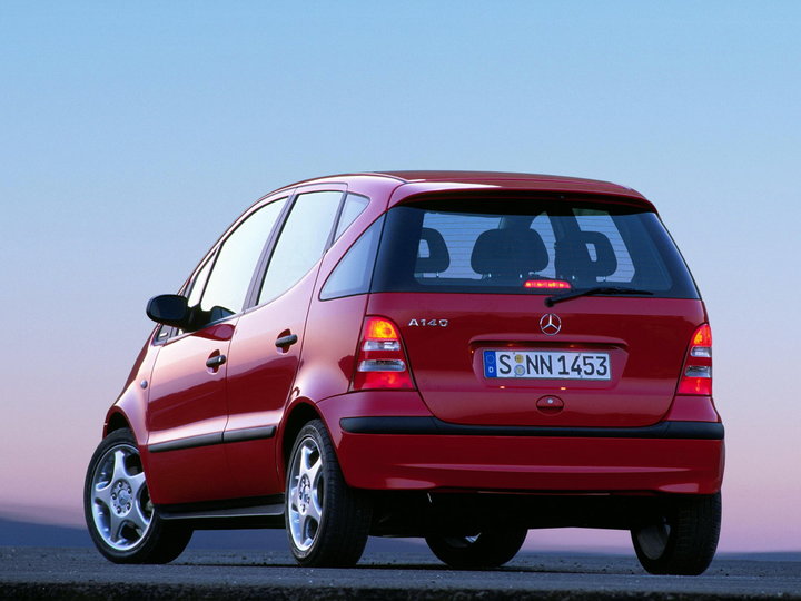 mercedes-benz_a140_3.jpg