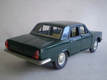 GAZ-24-4.jpg