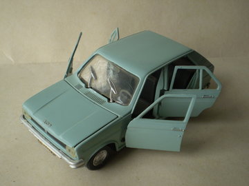 Peugeot 104-8.jpg