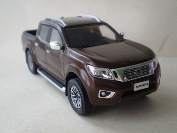 Nissan Navara 2017-2.jpg