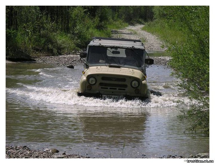 Uaz-469-6.jpg