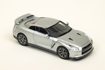 nissan-gt-r.jpg