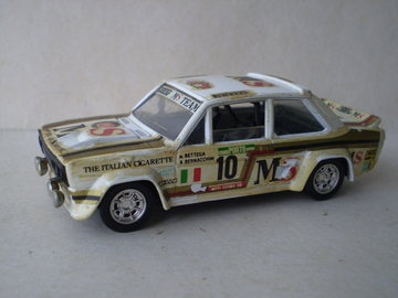 FIAT 131-4.jpg