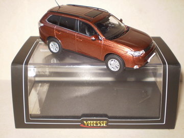 Mitsubishi Outlander 1.jpg