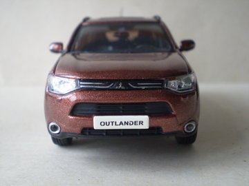 Mitsubishi Outlander 4.jpg