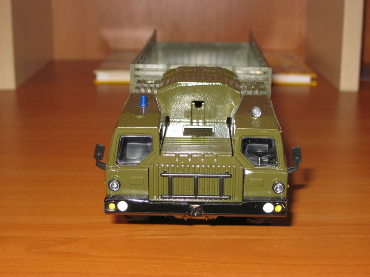 МАЗ-7310. <br />Виробник: Елекон, м.Казань (Росія).<br />Масштаб: 1:43.