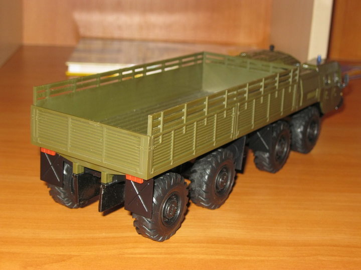 МАЗ-7310. <br />Виробник: Елекон, м.Казань (Росія).<br />Масштаб: 1:43.