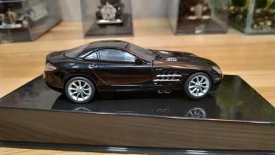 mercedes_benz_slr_mclaren_black_autoart (2)_новый размер.jpg