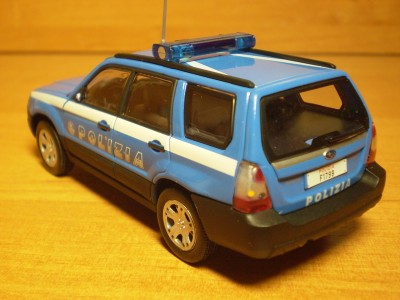 SUBARU FORESTER zad.jpg