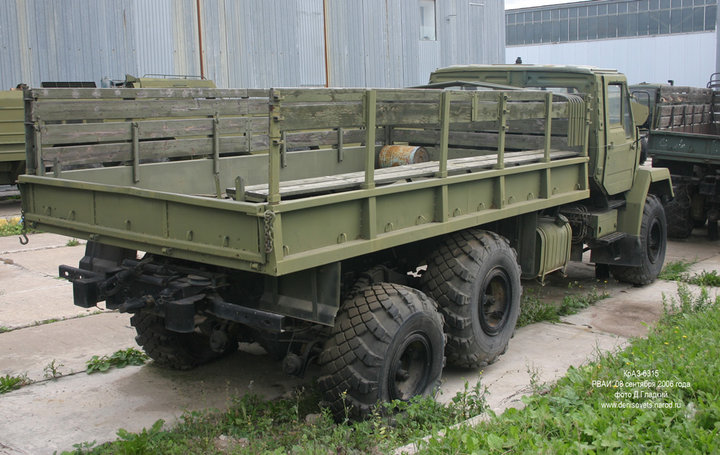 kraz6315_3E6315_07.jpg