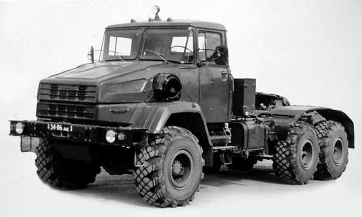 kraz4E6440_01.jpg