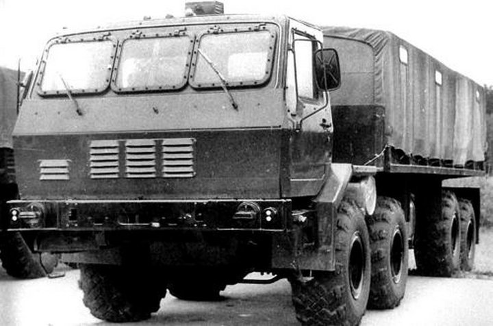 kraz6E6316_01.jpg