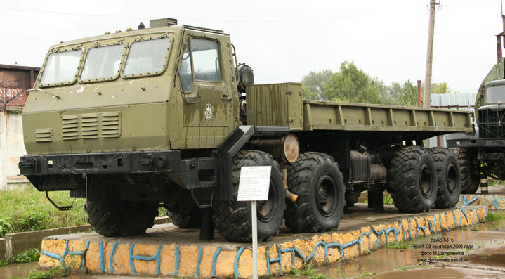 kraz6E6316_05.jpg