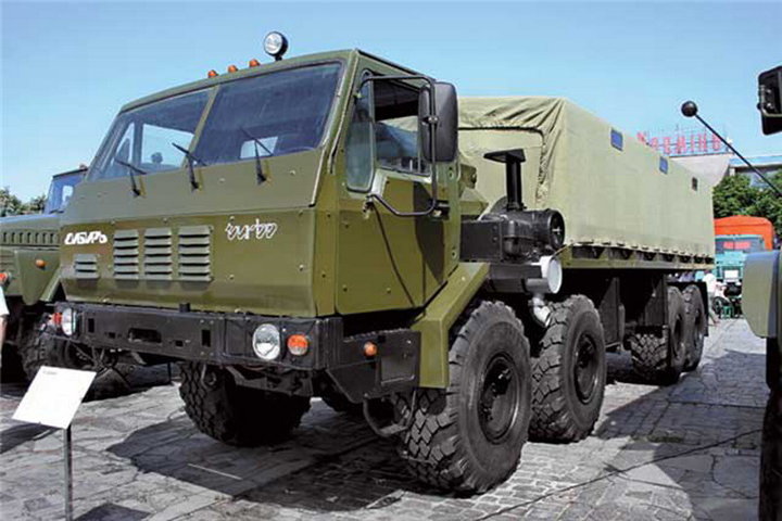 kraz7E6316_04.jpg