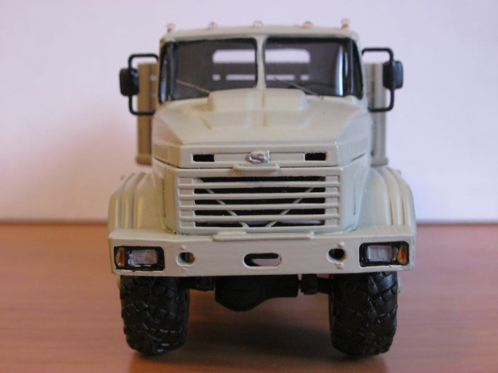 КрАЗ-5133ВЕ. <br />Виробник - Кіммерія, Херсон.<br />Масштаб  - 1:43.