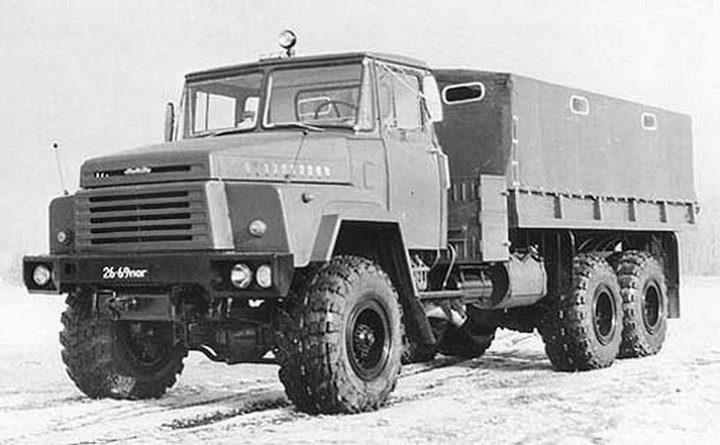 KRAZ260_1.jpg