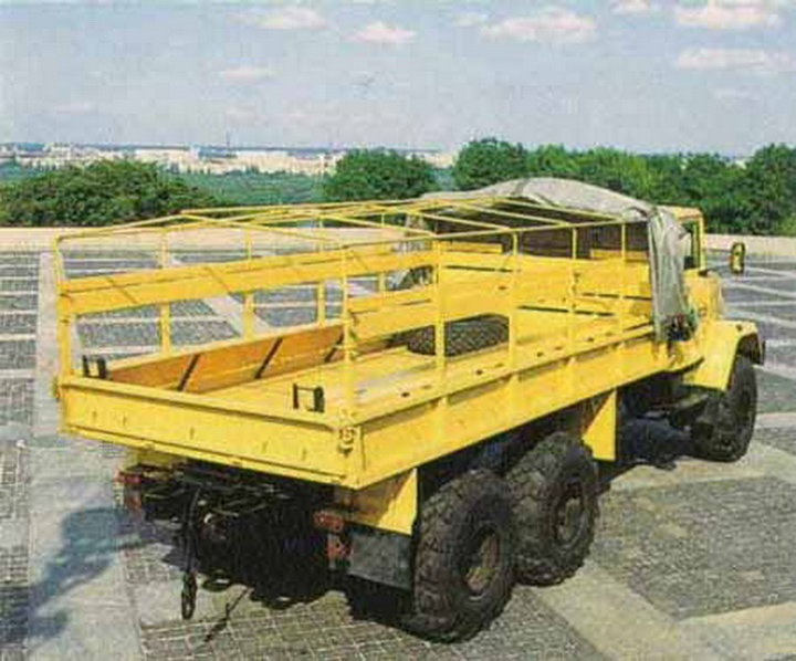 KRAZ260_3.jpg