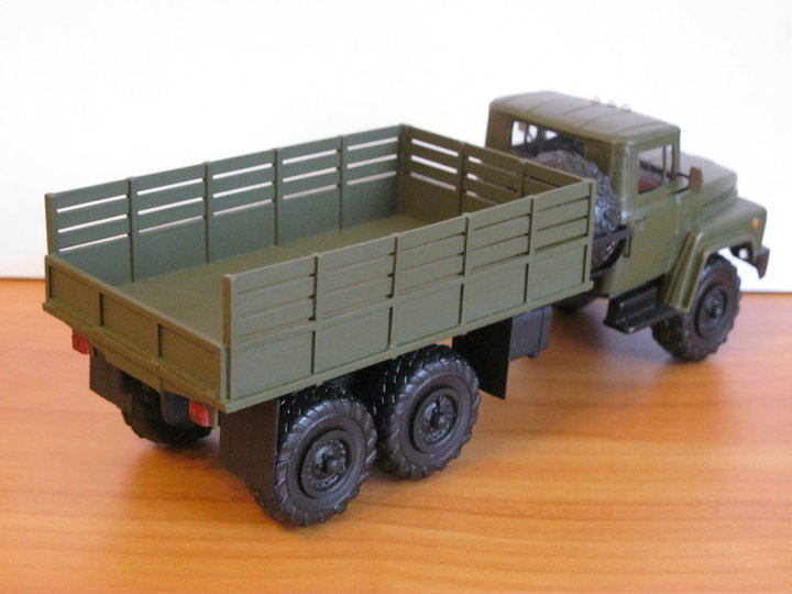 КрАЗ-260. <br />Виробник  - Кіммерія, Херсон. <br />Масштаб - 1:43.