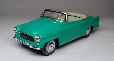 Škoda Felicia 1963 (2).jpg