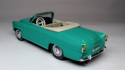 Škoda Felicia 1963 (4).jpg